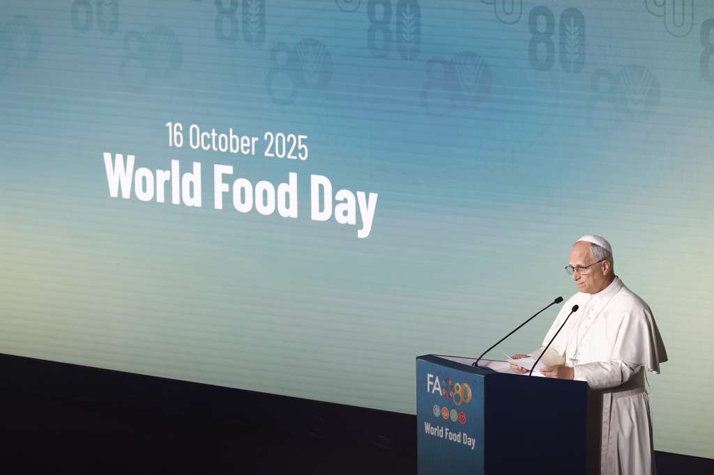 "We cannot aspire to a more just social life if we are not willing to rid ourselves of the apathy that justifies hunger as if it were background music we have grown accustomed to, an unsolvable problem, or simply someone else’s responsibility"

<a href="/Pontifex/">Pope Leo XIV</a> León XIV at #WorldFoodDay