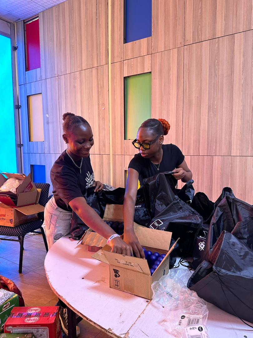 Dedonmerciy's tweet image. With the title of Chief Volunteer assigned to me, 

I&apos;m here to cordially give my appreciation to everyone involved in making yesterday&apos;s event a huge success.

Thank you @GPennyFoods @CILEASINGPLC @followlasg for giving us the opportunity to impact girls in government schools.…