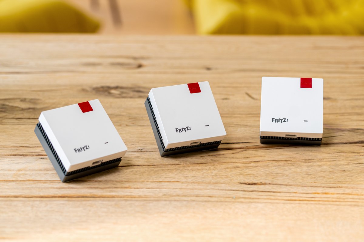 Ni uno ni dos sino tres Repeater 1600 para una red mesh perfecta tengas el router que tengas. ¿Has visto nuestros nuevos FRITZ!Mesh Set? #pasateafritz fritz.com/es-es/collecti…