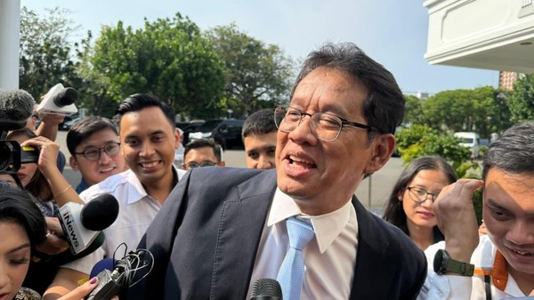 idcryptonetwork's tweet image. 🇮🇩 Indonesia’s Finance Minister Purbaya said, “At first, I was worried about young people getting into crypto, but it turns out it works. Maybe that’s where the future is headed.”