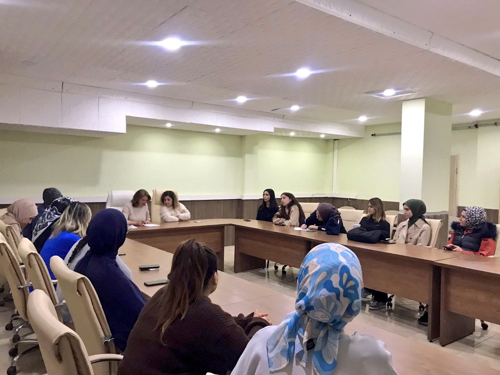 Yurt Time Spor Projesi kapsamında görevli öğrencilerimizle bir araya gelerek proje süreci ve çalışma alanlarına ilişkin bilgilendirme toplantısı gerçekleştirdik.✔️

📍Biruni Yurdu