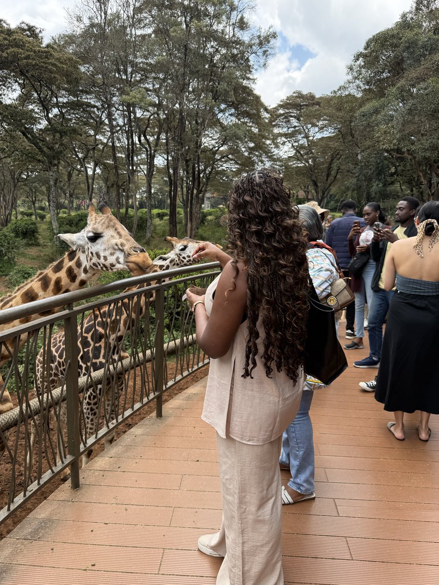 Lauralie Ponde Litete tweet media