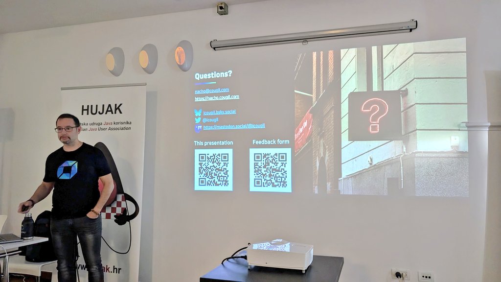vilojona's tweet image. An interesting talk by @icougil from @dynatrace about #TDD and how to put it in practise , at @JavaCro #javacro25