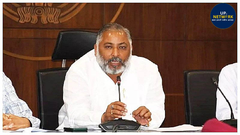 up24network's tweet image. UP: मंत्री दयाशंकर सिंह पर वारंट, पुराने केस में कार्रवाई
up24network.com/up-minister-da…
#UPNews #DayashankarSingh #UttarPradesh #वारंट #क्रिमिनलकेस #BJP #UPPolitics #breakingnews