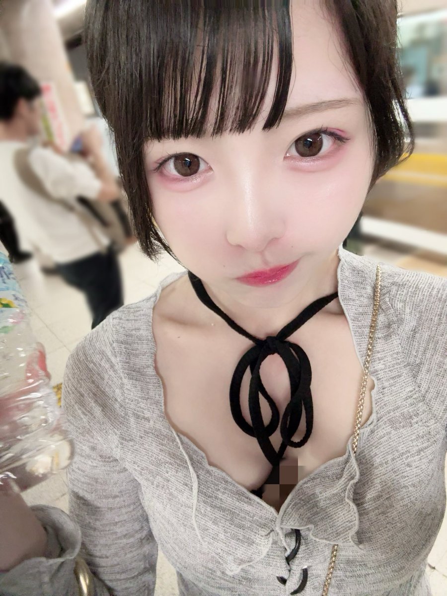 mero8ks2's tweet photo. 生きてて偉い https://t.co/jhjNa9ulIG