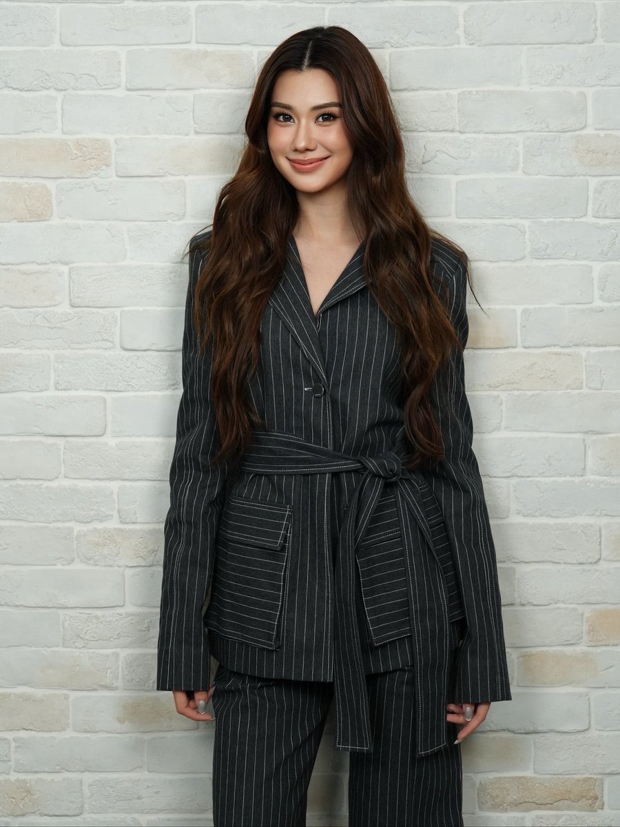 LalinaLena1999's tweet image. 📸[161025] 
IG post : verasalon

#lalinalena #ลีน่าลลินา