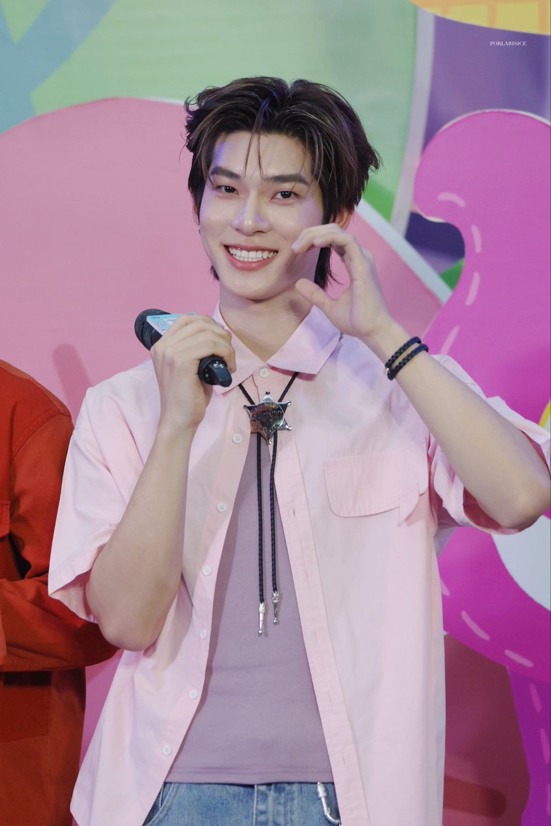 porlarisice's tweet image. 💖💗💓💕💘
DEXX AT SIAM CENTER
#SiamCenterxDEXX
@twnpich #twnpich #TEETEE_DEXX