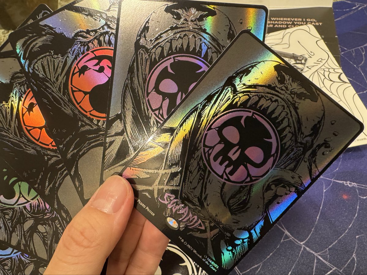 murase_pipipi's tweet image. 海外から一足先に届いてゃ🥰
めーーーーーーーーっちゃ！！！！イイ！！！！！
EDHエディブロック悪人デッキの基本土地、ぜんぶこれにする！！！るん✌️