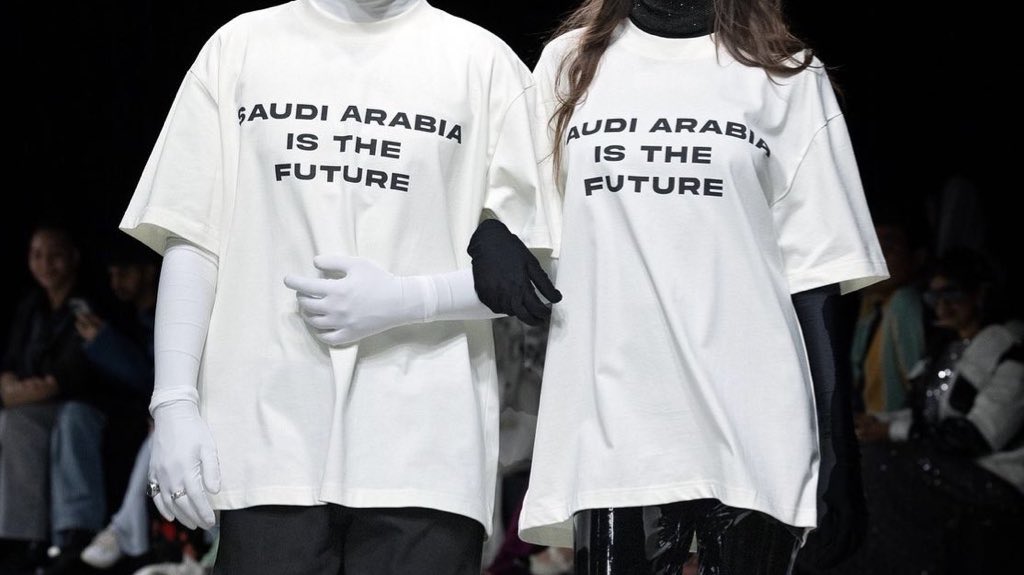 MUSEbyMus3's tweet photo. Always🇸🇦 https://t.co/ekJxYML8jN