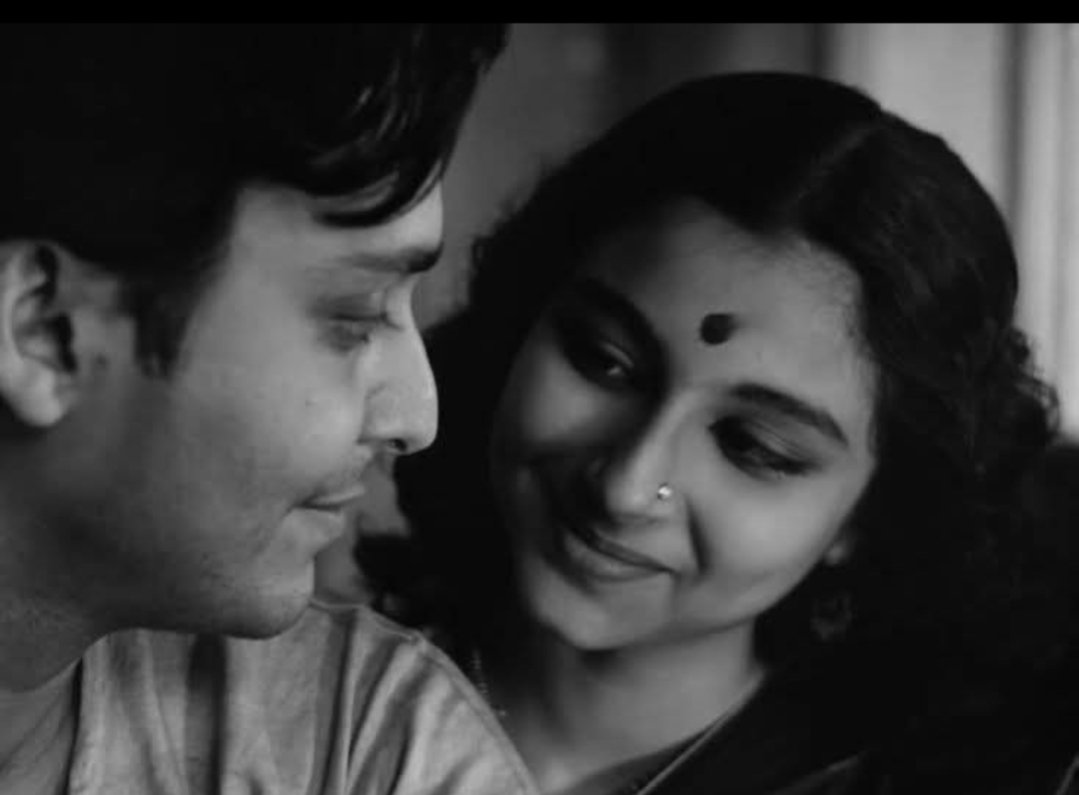 मयकदे को तो यू ही बदनाम किया जाता है..!!
ये इश्क का नशा तो मेरे यार के नाम से आता है..!!
#हमारकरेजा 
नशा ये प्यार का नशा है ये मेरी बात यारों मानो नशे में यार डूब जाओ रहो ना होश में दीवानों 
#हिंदीशायरी 
#नशा 
करेजा कंजूस हो गए हैं दिवाली शॉपिंग नहीं कराए😏