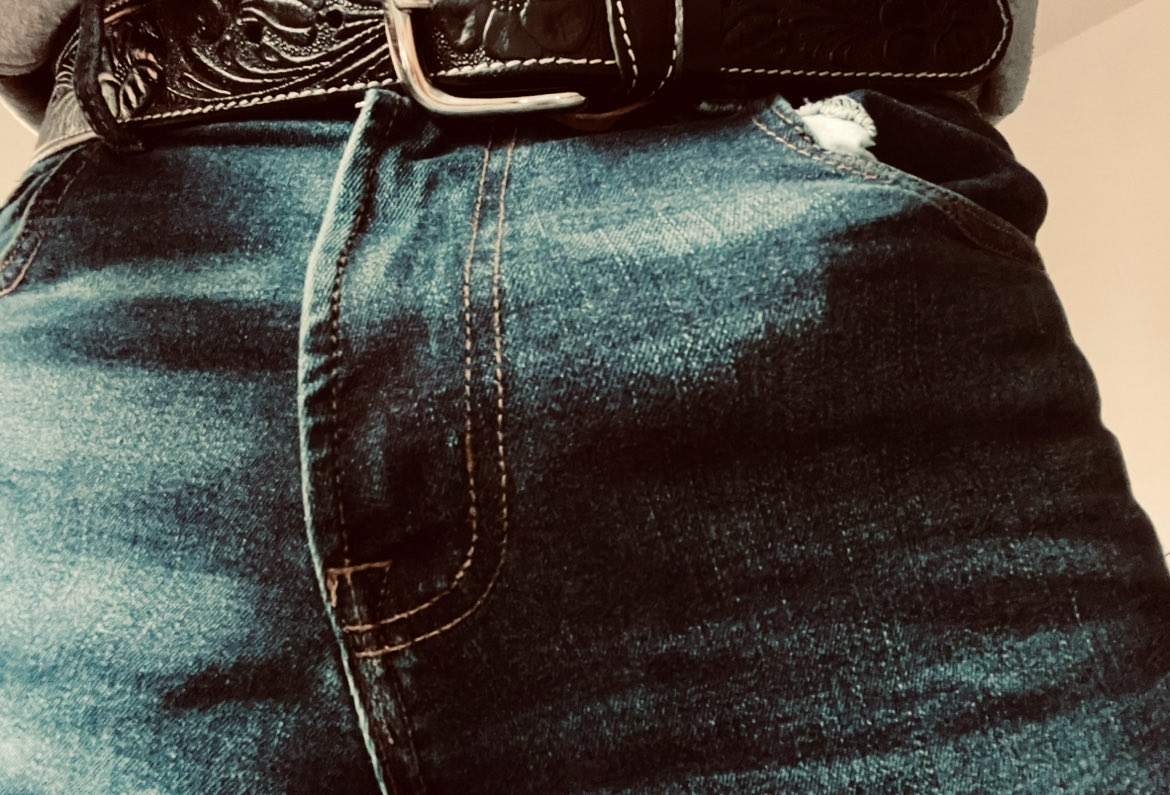 itabulge's tweet photo. #daddybulge https://t.co/EYW2VAvC9a