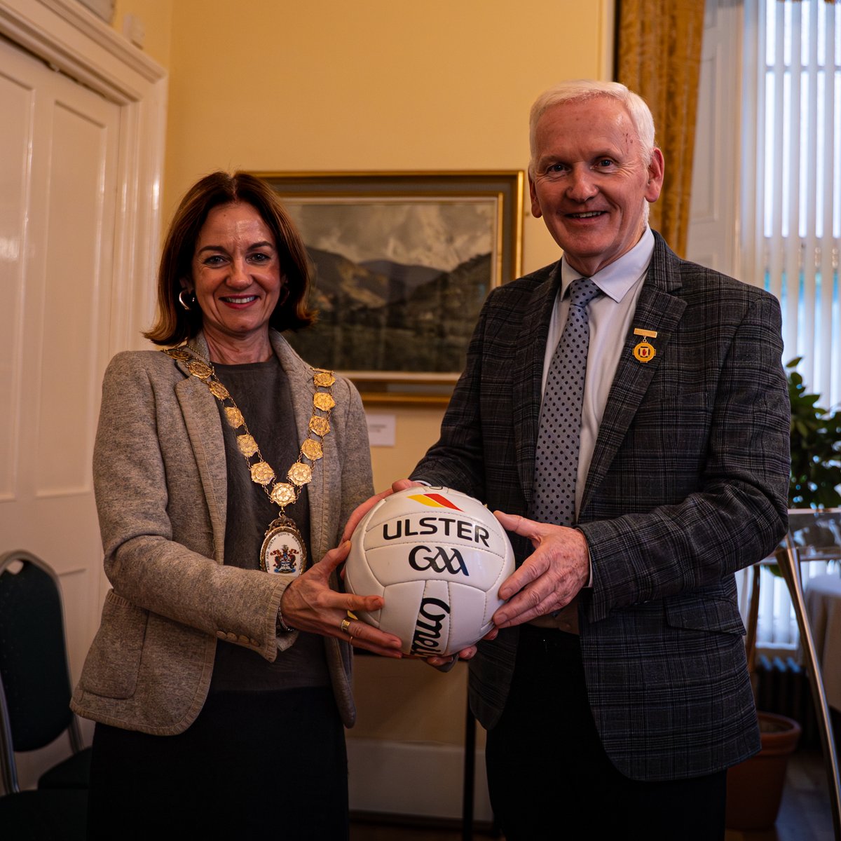 As part of #GoodRelationsWeek, the Bangor Cuchulainn’s team, made up of pupils from <a href="/Bangor_Academy/">Bangor Academy</a> and <a href="/St_Columbanus/">St.Columbanus College</a>, were hosted by the Mayor of <a href="/ANDborough/">ArdsandNorthDown</a>, Councillor Gillian McCollum, in recognition of their outstanding engagement in the Ulster GAA Cúchulainn Initiative.