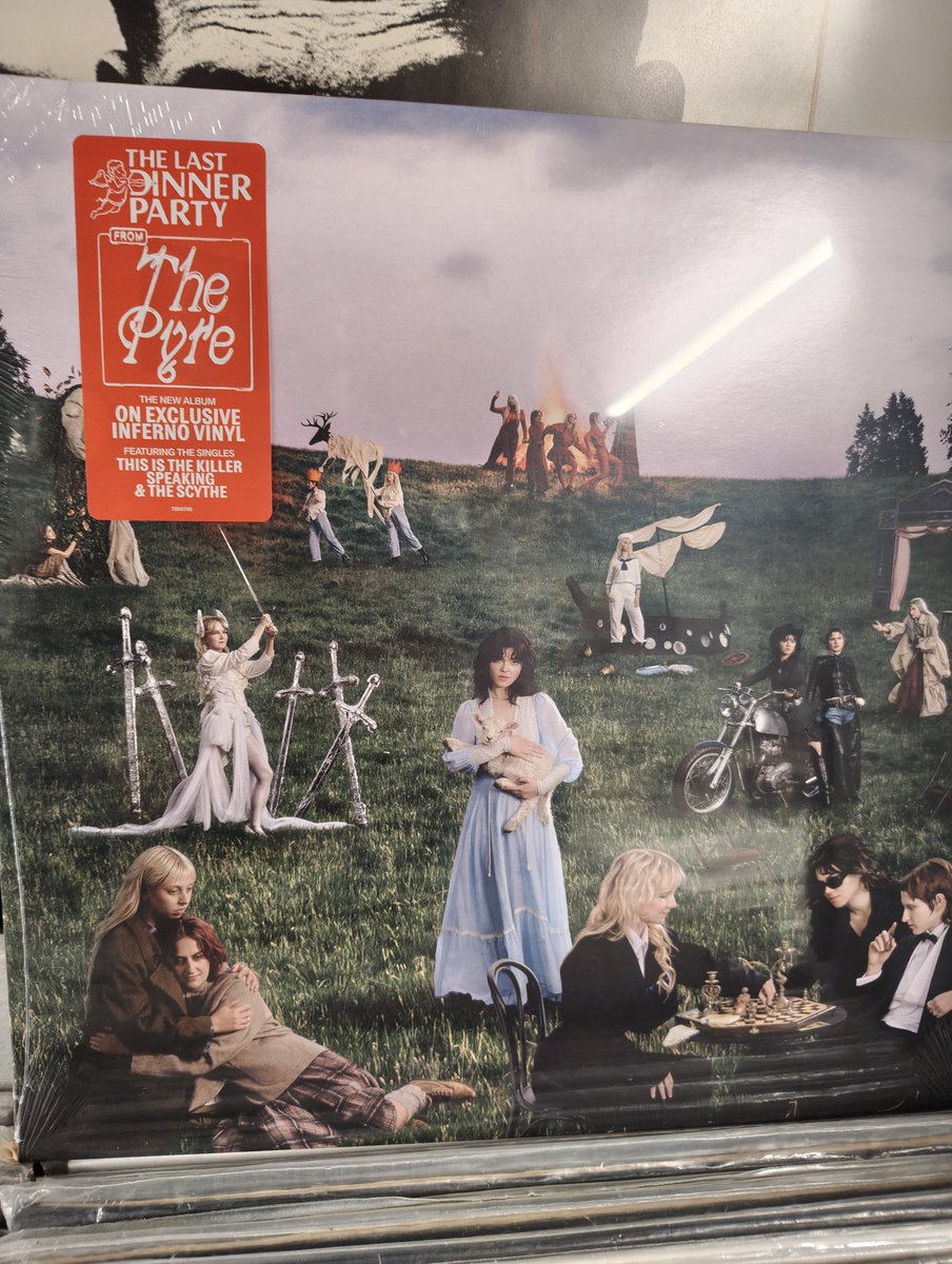 Record Collector tweet media