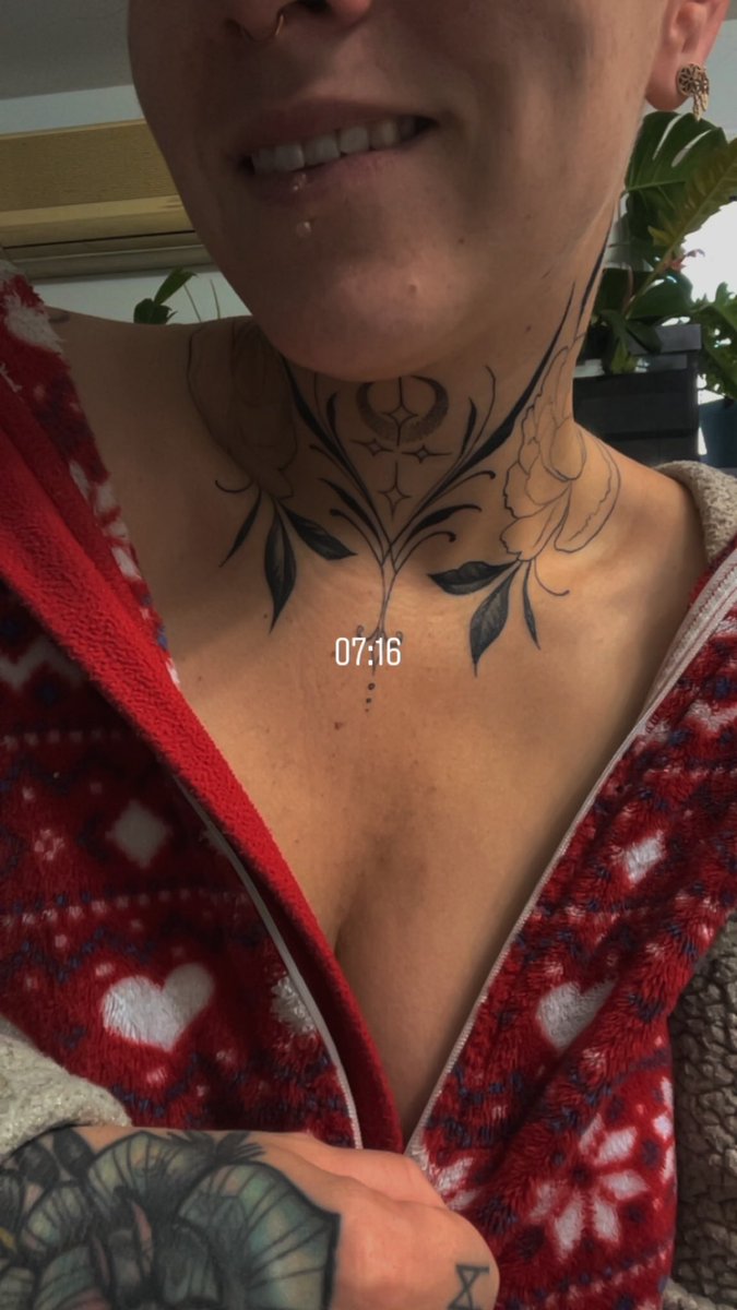 You like sensual art ? Sexy stuff ? 

Poppyflowerart.com 

Or find me on OF with Pflower