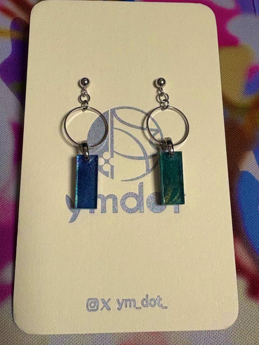 ymbotさん<a href="/ym_dot_/">𝘆𝗺𝗱𝗼𝘁</a> でピアスを購入させてもらいました！
前から欲しいなぁ〜と思っていたので今回購入できてめちゃくちゃ嬉しいです！！
早くつけて着けて遊びに行きたいです〜