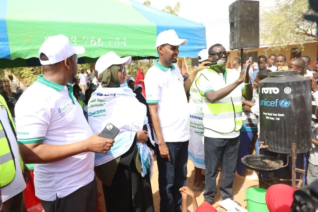 RACIDA_Ngo's tweet image. 🌍 Global Handwashing Day 2025

Theme: “Our Future is at Hand, Let’s Move Forward Together.” 🫧

RACIDA, with @ConcernKenya, @Irish_Aid &amp;amp; the @Mandera_cgvt, marks #GlobalHandwashingDay by promoting handwashing, safe water &amp;amp; #CLTS through the #HanaanoProject.

💧Together, we build