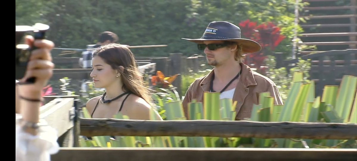 acervomadu's tweet image. Quem não gostou sinto muito...
Mais eu estou amando kskskskskssk
#Madu #AFazenda17 🎢
Subimos e descemos na velocidade da luz ksksksksks isso é ser #Madu