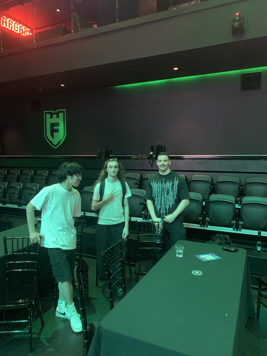 Sydney Smash (@sydneysmash) on Twitter photo Congratulations to the top 8 of Offstage 131
1st: <a href="/Shirolebgdlarue/">OX | IZ | Shirolebg</a> 
2nd: <a href="/dmo_SSBU/">Dmo</a> 
3rd: <a href="/robotic_jo/">Robotic Jo</a> 
4th: <a href="/w00tkins/">w00tkins</a> 
5th: <a href="/Mike_KOOL1322/">Mike_KOOL</a> and <a href="/Violet_SSB/">Violet</a> 
7th: <a href="/TurtleCatTC/">TurtleCat</a> and <a href="/FOODreturns/">FOOD</a> Congratulations to the top 8 of Offstage 131
1st: <a href="/Shirolebgdlarue/">OX | IZ | Shirolebg</a> 
2nd: <a href="/dmo_SSBU/">Dmo</a> 
3rd: <a href="/robotic_jo/">Robotic Jo</a> 
4th: <a href="/w00tkins/">w00tkins</a> 
5th: <a href="/Mike_KOOL1322/">Mike_KOOL</a> and <a href="/Violet_SSB/">Violet</a> 
7th: <a href="/TurtleCatTC/">TurtleCat</a> and <a href="/FOODreturns/">FOOD</a>