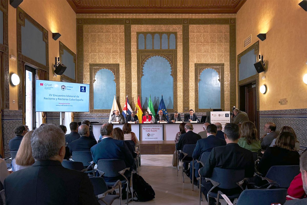 🎓 Villamandos participa en el XV Encuentro Bilateral de Universidades Cubanas y Españolas, donde aboga por reforzar la cooperación entre universidades andaluzas y cubanas a favor de la excelencia académica e investigadora.

🔗 lajunta.es/5zuus