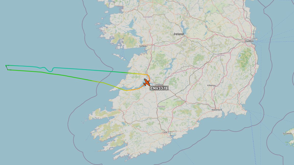 US Navy C-130T #CNV3378 which was outbound for St. John's returned to Shannon Airport due to an engine issue.

165314 / #AE03EB