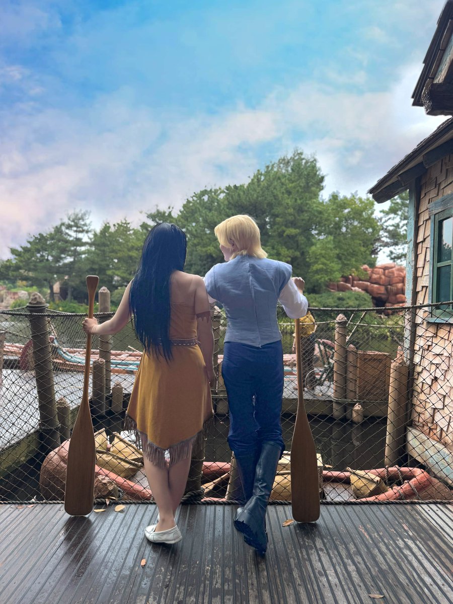 rexxx39tan's tweet image. ジョンスミスと探検🧭してきたよ〜🛶
ご厚意でカヌーの上でお写真撮ってもらいました素敵な経験ができました…😌
華夜さんスミス、とってもかっこよかった〜一日にこにこしていた☺️🌈
#Dハロ仮装2025