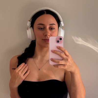 KattyRogers's tweet photo. #NewProfilePic https://t.co/6tC4swGvNZ