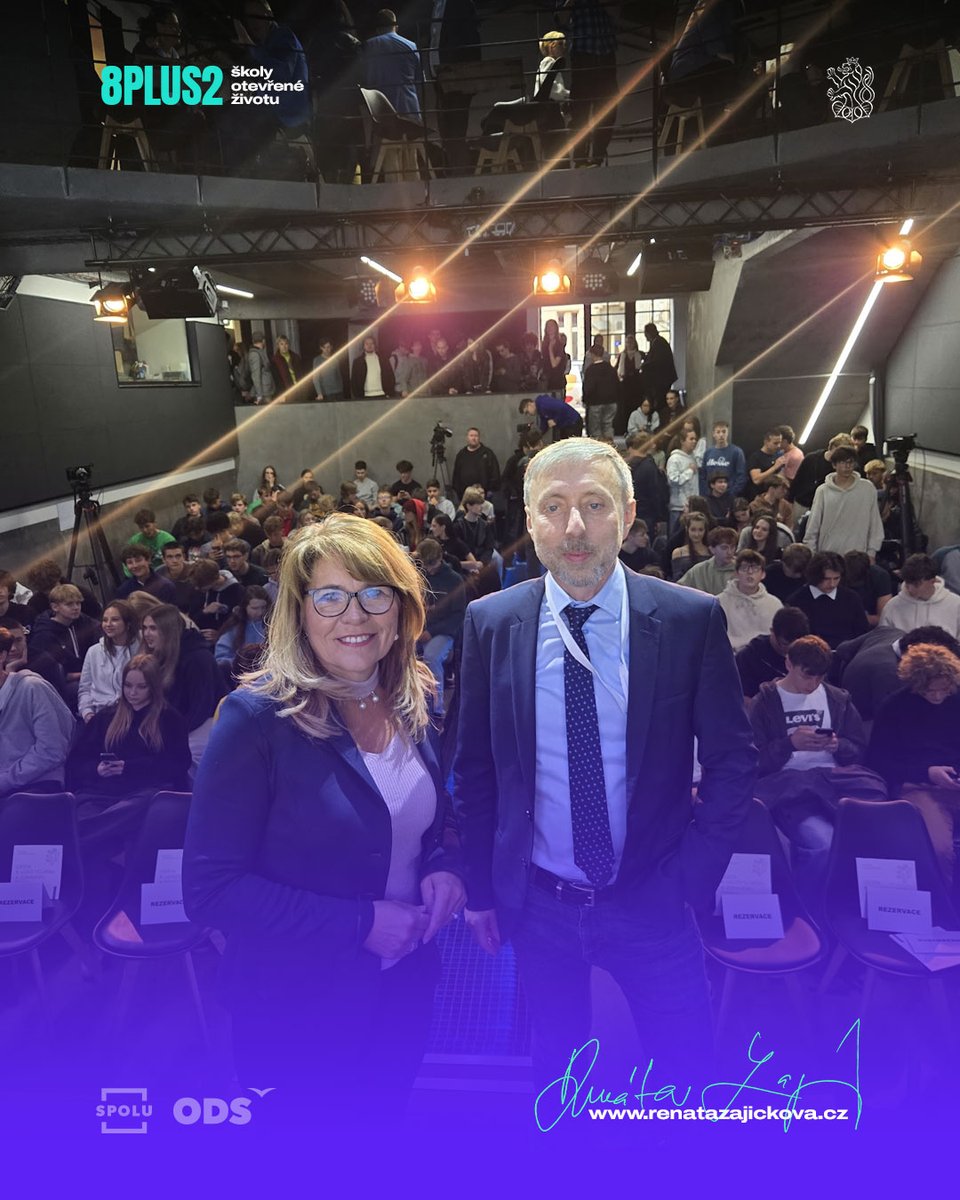 📢 DEBATA o moderních závislostech📱 

Ve svém příspěvku jsem se věnovala vlivu digitálních závislostí na děti, učitele i samotný vzdělávací proces.📲🧠

Z praxe i dat víme, že:
– školní klima a duševní zdraví narušuje tlak sociálních sítí či kyberšikana,
– děti se hůře