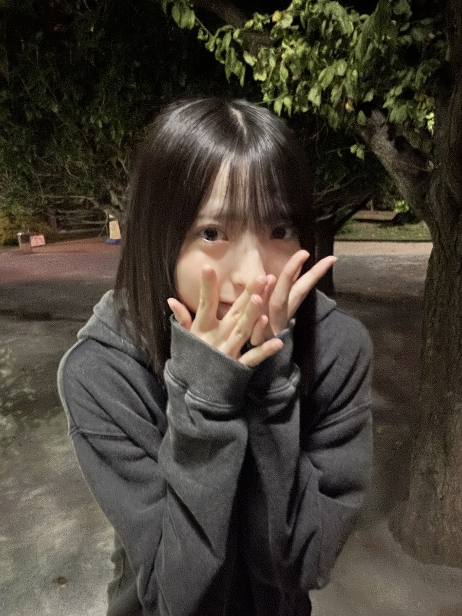 山田桃実がブログを更新しました！🌸｜ パーカー、好きですか？ sakurazaka46.com/s/s46/diary/de… ぜひご覧ください！ #櫻坂46 #山田桃実