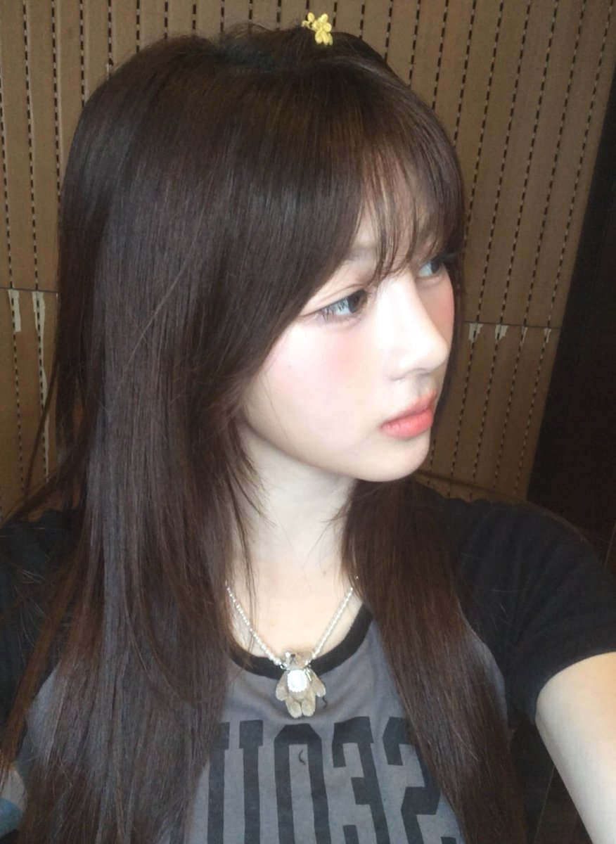 dogoacute's tweet photo. 애따뜨 07년생 메보 !!!셀카 필승각도!!!에 대해서 아십니까?♡.♡ https://t.co/jIexbjyoP7