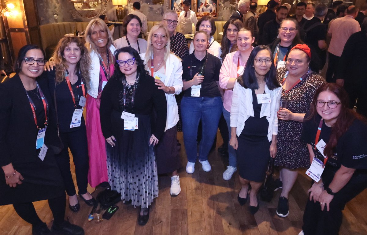 oracleace's tweet image. What an inspiring night! 🌟 Last night in Las Vegas, we gathered with over 100 passionate Oracle ACEs and Oracle leadership for an unforgettable ACE dinner at Oracle AI World. It was an evening filled with great conversations, valuable networking, and community spirit.
A…