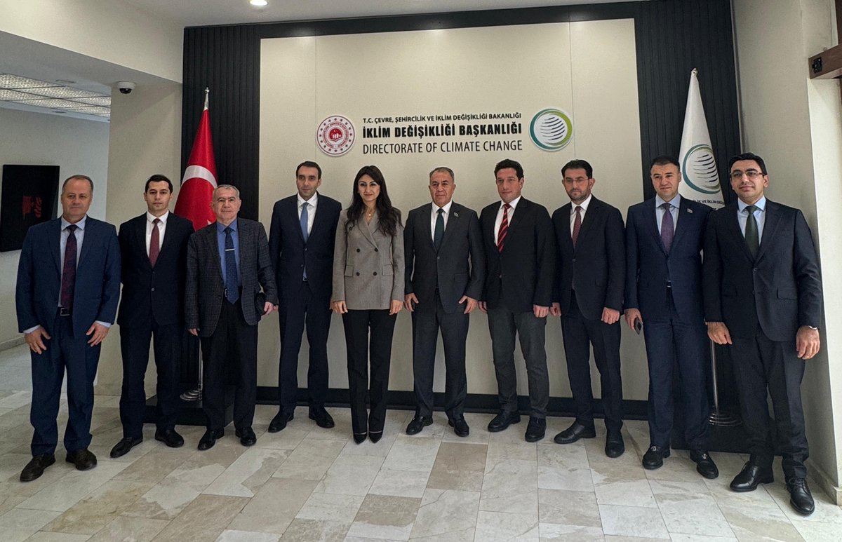 Dövlət Vergi Xidməti rəisinin müavini Samirə Musayevanın iştirak etdiyi nümayəndə heyəti Azərbaycan Respublikasının Milli Məclisi və Prezident Administrasiyasının nümayəndələri ilə birgə Türkiyə Respublikasının Ankara şəhərinə səfər edib.

Ətraflı - shorturl.at/OlzTo