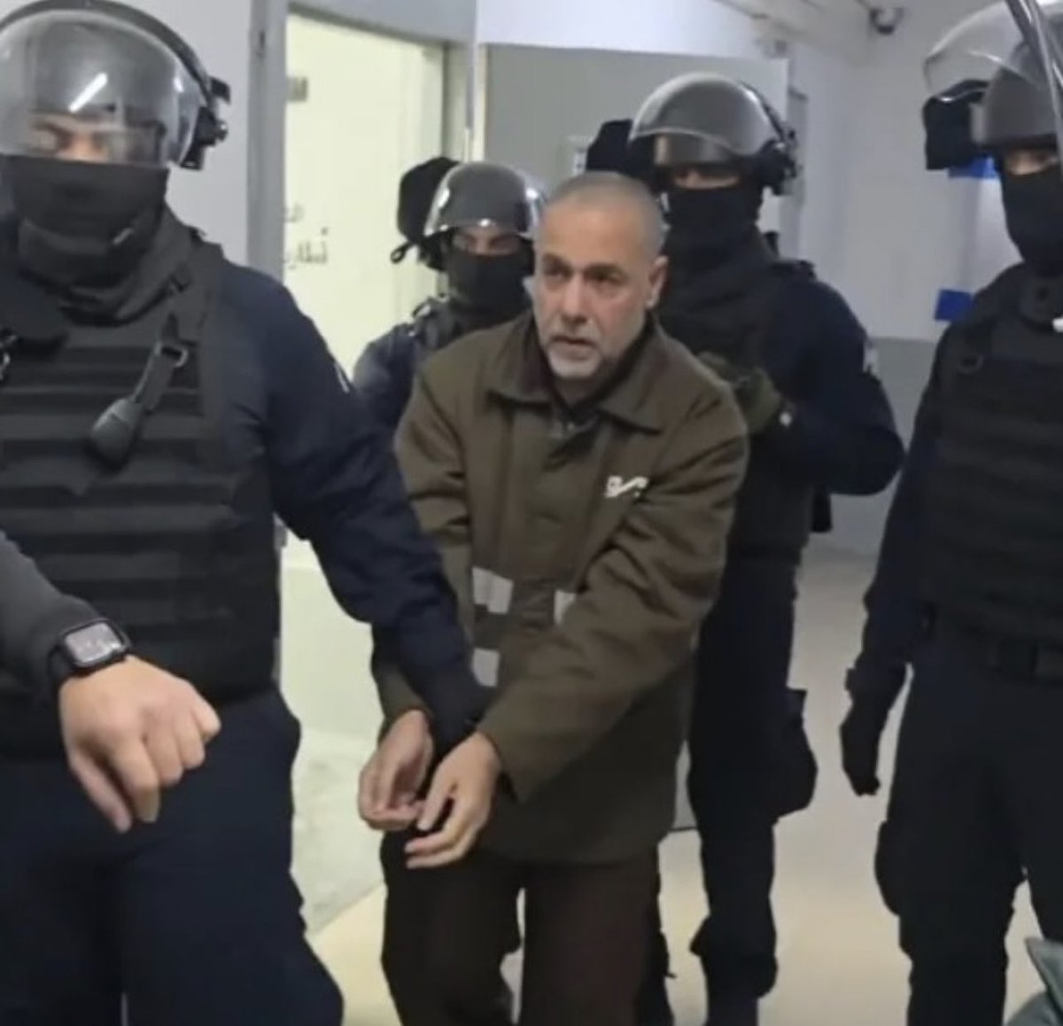 dn_osama_rabee's tweet image. The family of Dr. Hussam Abu Safiya confirms that the Israeli court has extended his administrative detention for another six months, despite his name having previously appeared among those discussed for release.

The family expresses deep concern over his continued detention and…