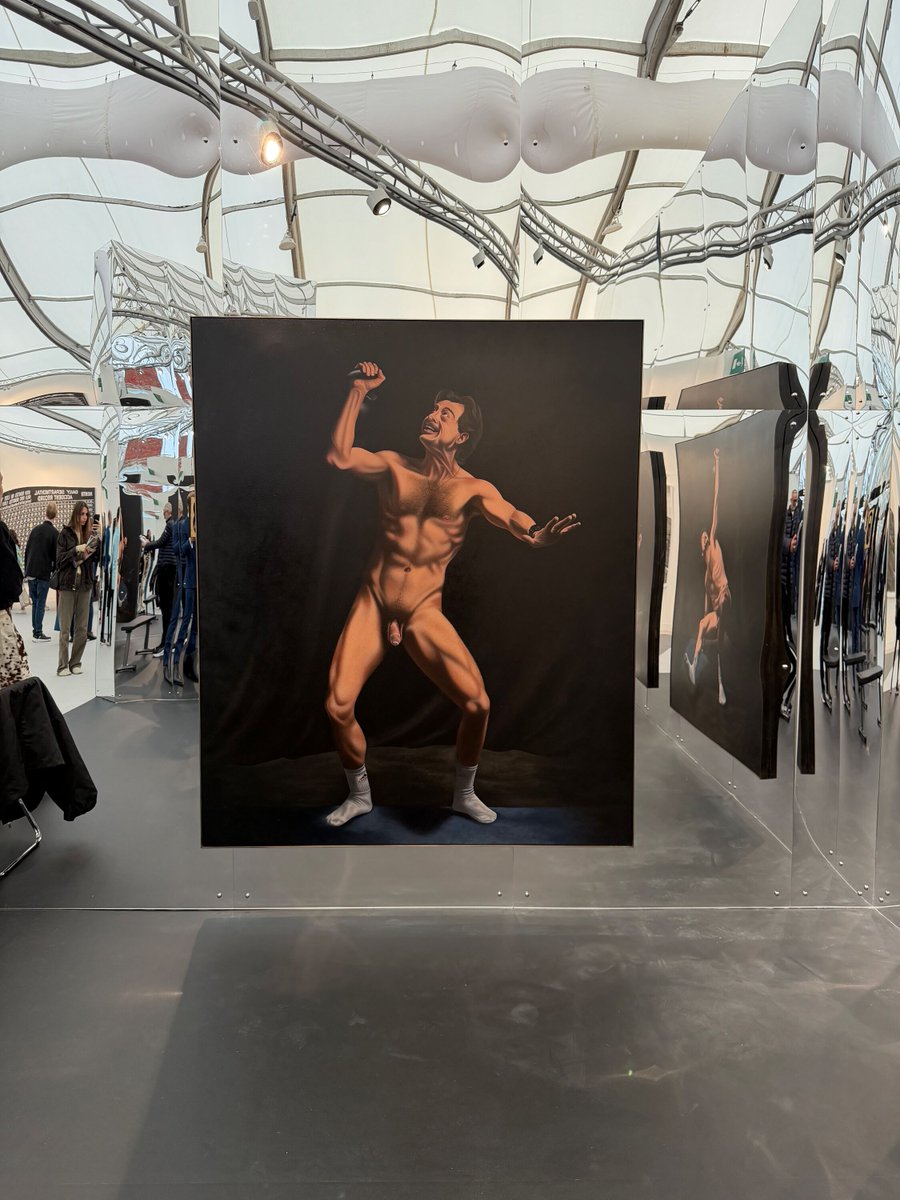 _JoeMadeira's tweet photo. Glen Pudvine’s The Church of Self at #FriezeLondon2025 with Xxijrahii examines the pressure to perfect the male body — through mirrors, Caravaggio-like poses, and a vulnerability rarely made visible.

My first Afterimage Review is live: https://t.co/zWPt4FmuZp https://t.co/WBtTuACPx6