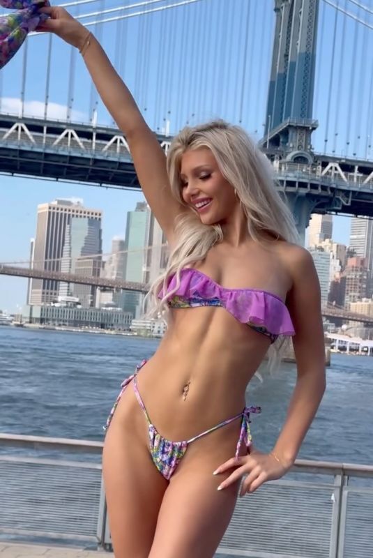 BROOKLYN RILEY – Instagram Photos 10/16/2025 Click to watch more ...