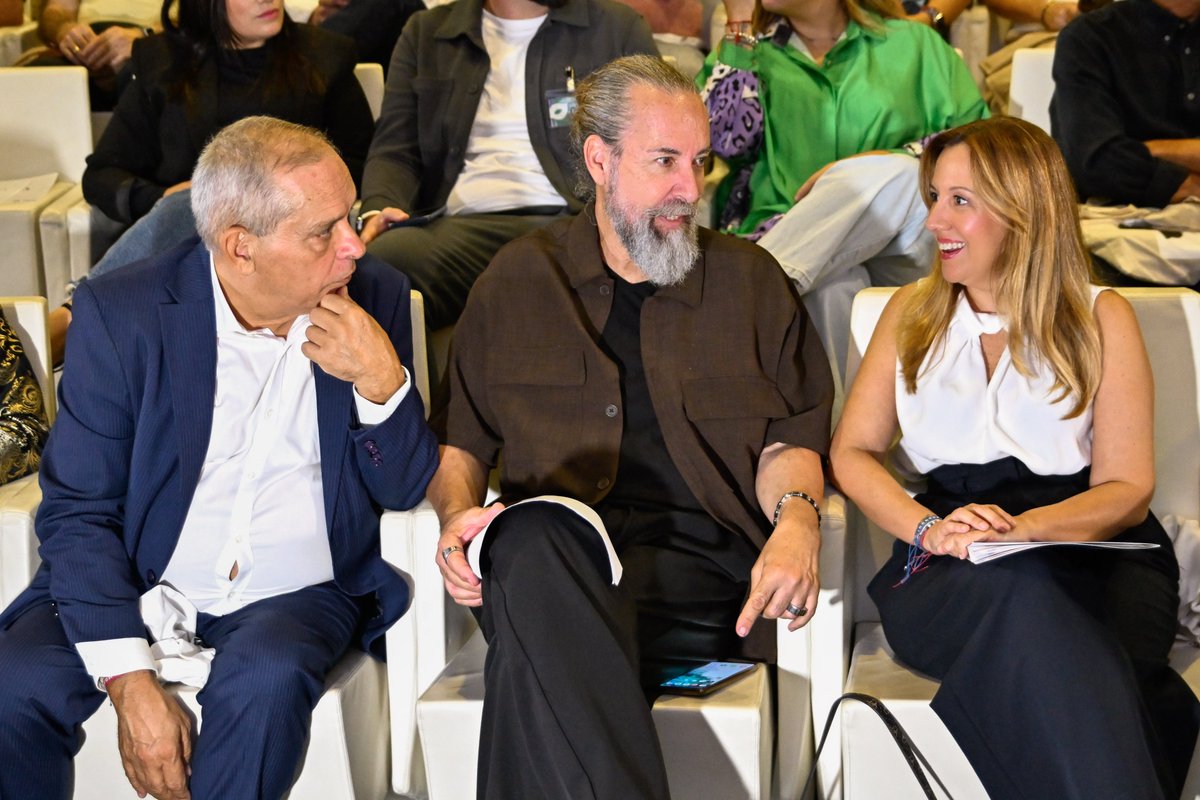 🎉 #EMPLEO 𝗔𝗿𝗿𝗮𝗻𝗰𝗮 𝗲𝗻 𝗧𝗲𝗻𝗲𝗿𝗶𝗳𝗲 𝗲𝗹 𝗣𝗿𝗶𝗺𝗲𝗿 𝗖𝗼𝗻𝗴𝗿𝗲𝘀𝗼 𝗜𝗻𝘁𝗲𝗿𝗻𝗮𝗰𝗶𝗼𝗻𝗮𝗹 𝗱𝗲 𝗣𝗿𝗼𝗳𝗲𝘀𝗶𝗼𝗻𝗮𝗹𝗶𝘇𝗮𝗰𝗶𝗼́𝗻 𝗱𝗲𝗹 𝗖𝗮𝗿𝗻𝗮𝘃𝗮𝗹.

📍 Tenerife se ha convertido hoy en el epicentro de la 𝗶𝗻𝗻𝗼𝘃𝗮𝗰𝗶𝗼́𝗻 𝘆 𝗲𝗹 𝗲𝘀𝘁𝘂𝗱𝗶𝗼