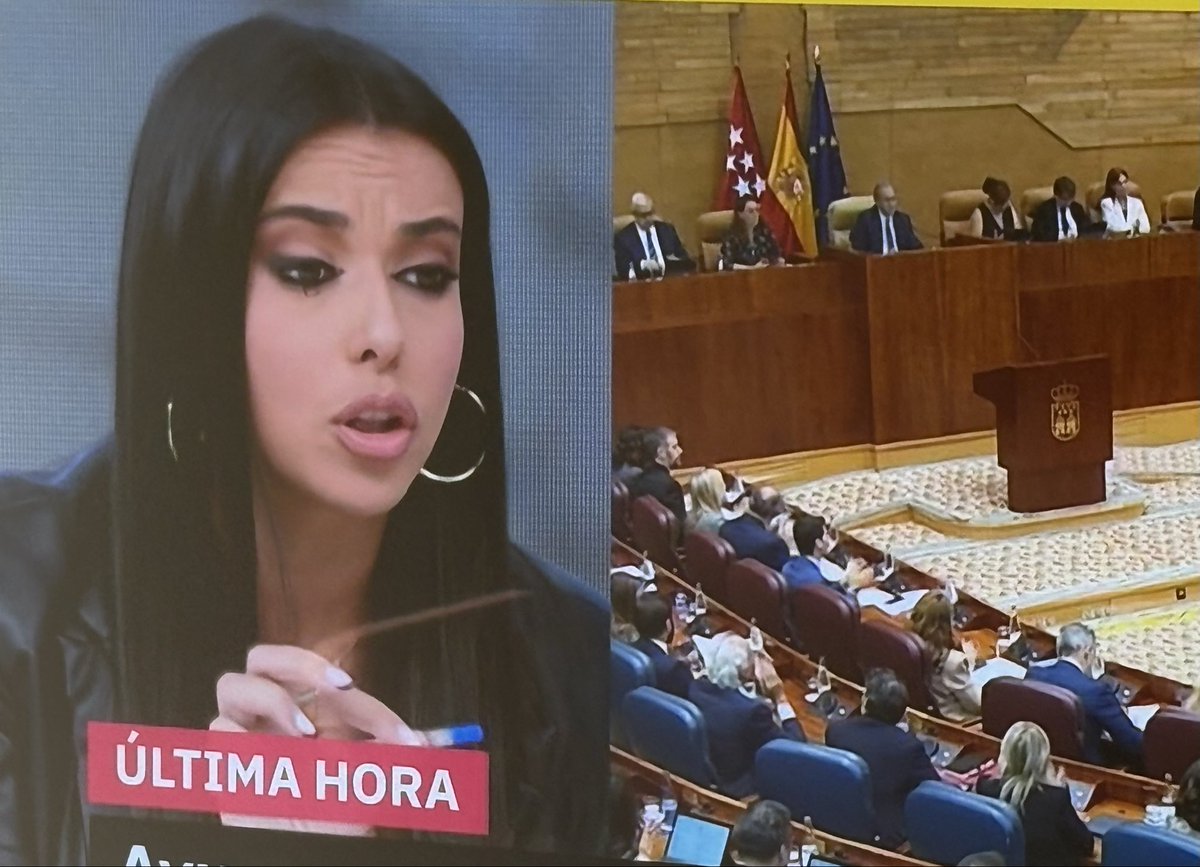 Si no existiera <a href="/SarahPerezSanta/">Sarah Santaolalla. ♀</a> habría q inventarla!!! Y en persona es preciosa x dentro y x fuera!!!! LA ADOROOOO!!!! 🙌🙌🙌💜💜💜💜💜💜💜💜💜💜💜💜