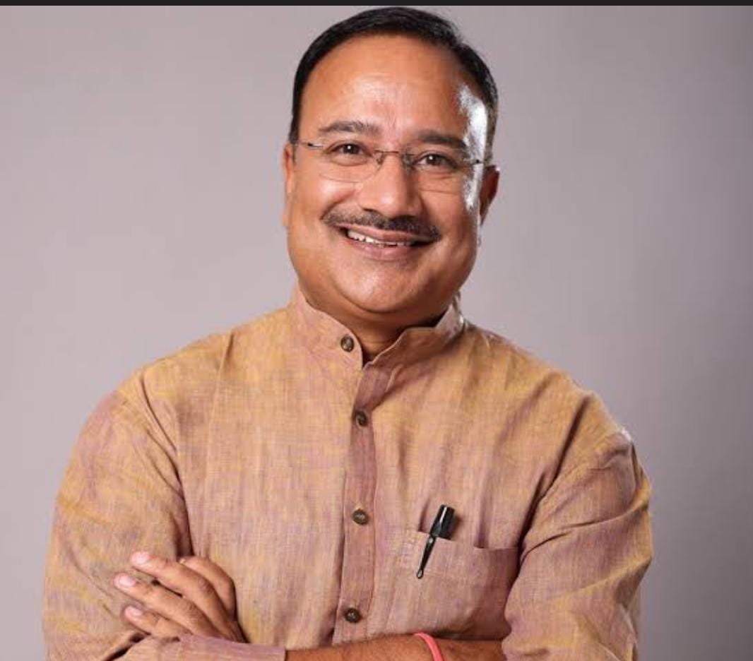 thethakurforce's tweet image. EWS के गुमनाम नायक : सच्चे योगदानकर्ताओं को मिले पहचान
आज जब सामाजिक न्याय और अवसर की समानता पर चर्चा अपने चरम पर है, तो EWS (Economically Weaker Section)की नीति को लेकर कई तरह के दावे और भ्रम फैलाए जा रहे हैं।
सच्चाई यह है कि EWS नीति के गहन अध्ययन और सार्थक सरलीकरण के पीछे…