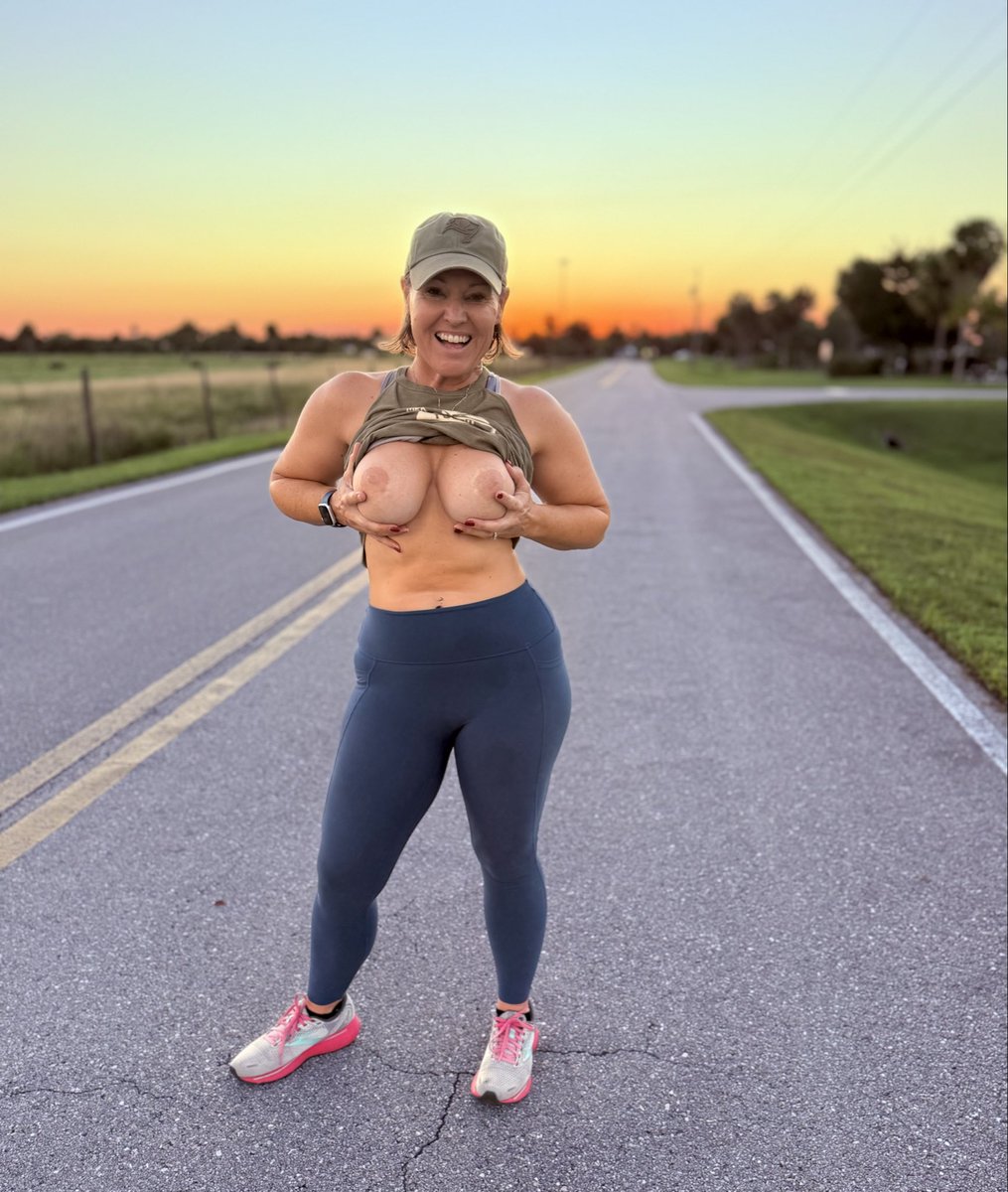 Sunsets are great! #milf #sunsets #tits