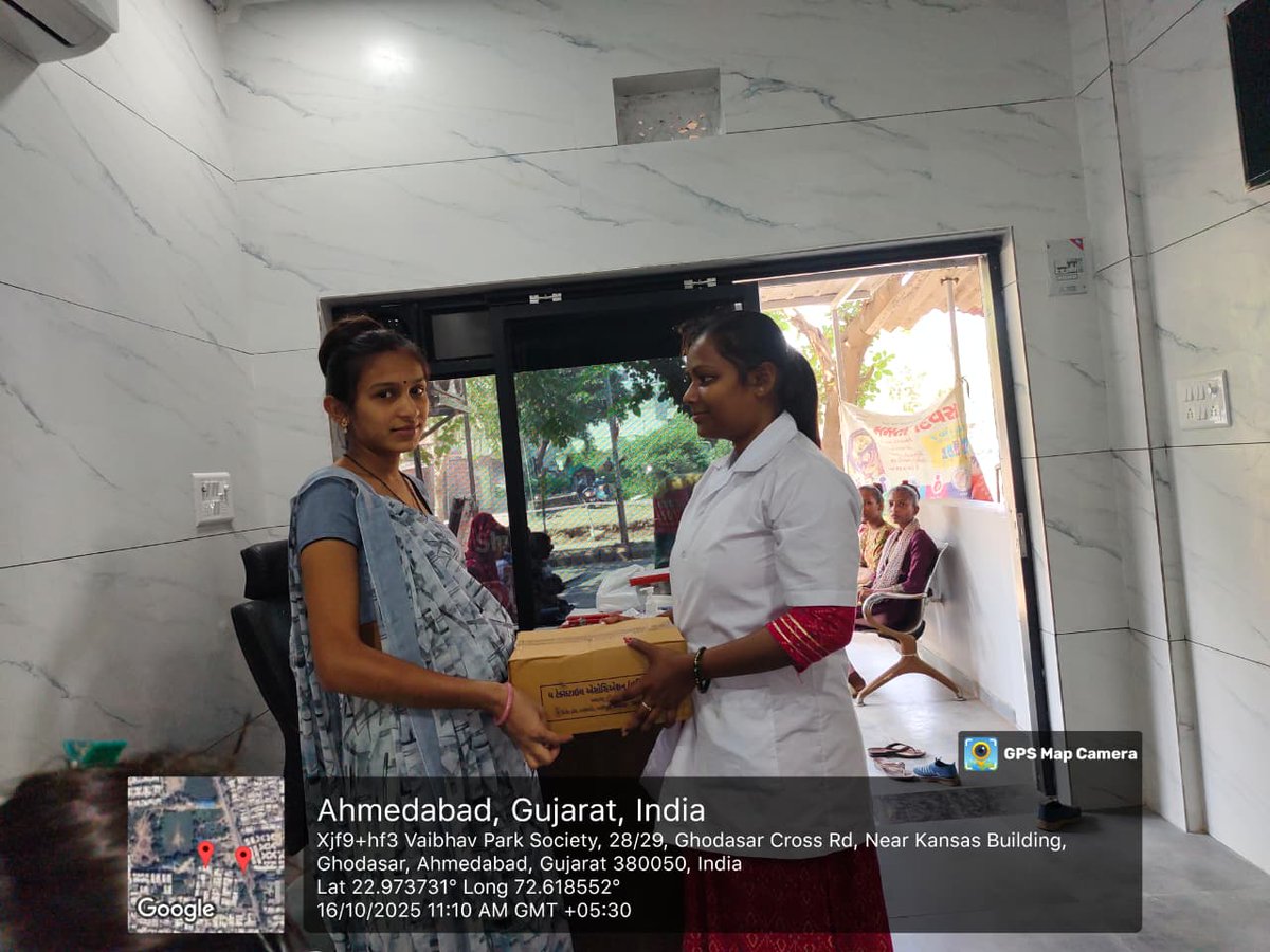 dsbccAmc's tweet image. સ્મૃતિમંદિર UHC ખાતે VHR ANC Screening, Vaccination અને પોષણ કિટ વિતરણ કાર્યક્રમ યોજાયો.
આ પહેલ માનનીયસંસદસભ્ય શ્રી હસમુખ પટેલ  સાહેબના સહયોગથી સફળતાપૂર્વક પૂર્ણ કરી.
•ગર્ભવતી માતાઓની આરોગ્ય તપાસ
•રસીકરણ
•પોષણ કિટ આપીને સશક્તિકરણ
માતા અને શિશુના આરોગ્ય માટે AMC નીપ્રતિબદ્ધતા!