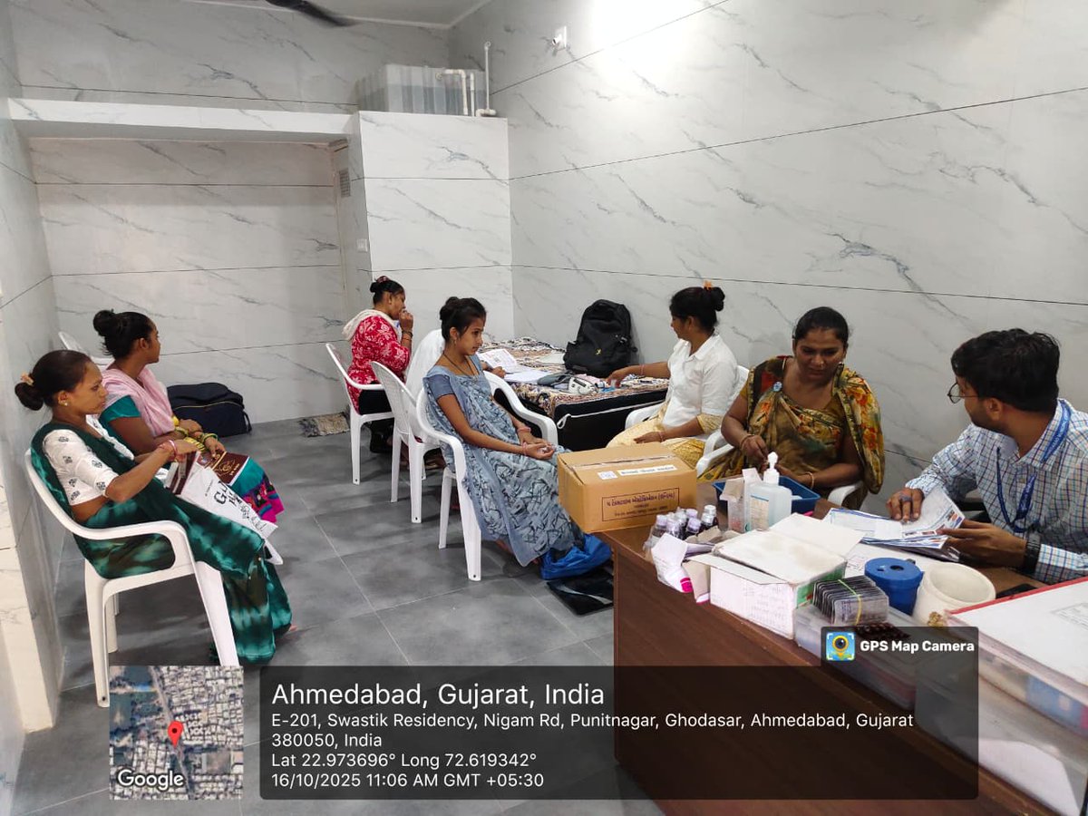 dsbccAmc's tweet image. સ્મૃતિમંદિર UHC ખાતે VHR ANC Screening, Vaccination અને પોષણ કિટ વિતરણ કાર્યક્રમ યોજાયો.
આ પહેલ માનનીયસંસદસભ્ય શ્રી હસમુખ પટેલ  સાહેબના સહયોગથી સફળતાપૂર્વક પૂર્ણ કરી.
•ગર્ભવતી માતાઓની આરોગ્ય તપાસ
•રસીકરણ
•પોષણ કિટ આપીને સશક્તિકરણ
માતા અને શિશુના આરોગ્ય માટે AMC નીપ્રતિબદ્ધતા!