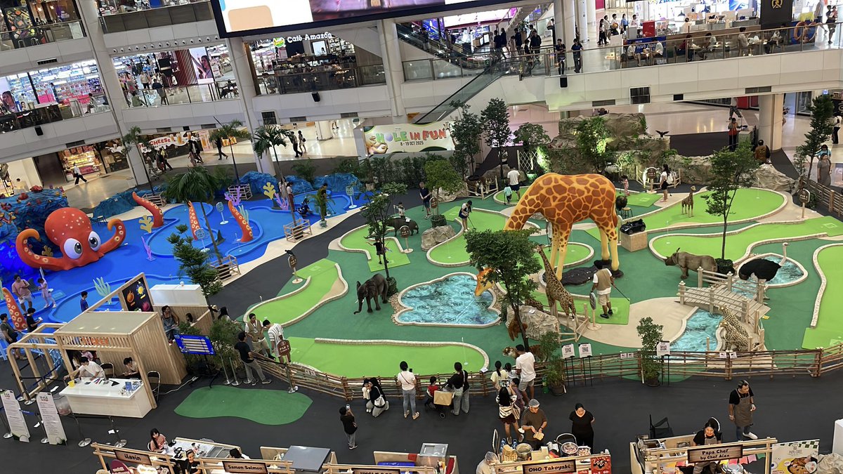 น้องงงง <a href="/new_thitipoom/">Newwiee</a> มาตีกอล์ฟที่ซีคอนศรีนครินทร์มั้ยลูก 🤣