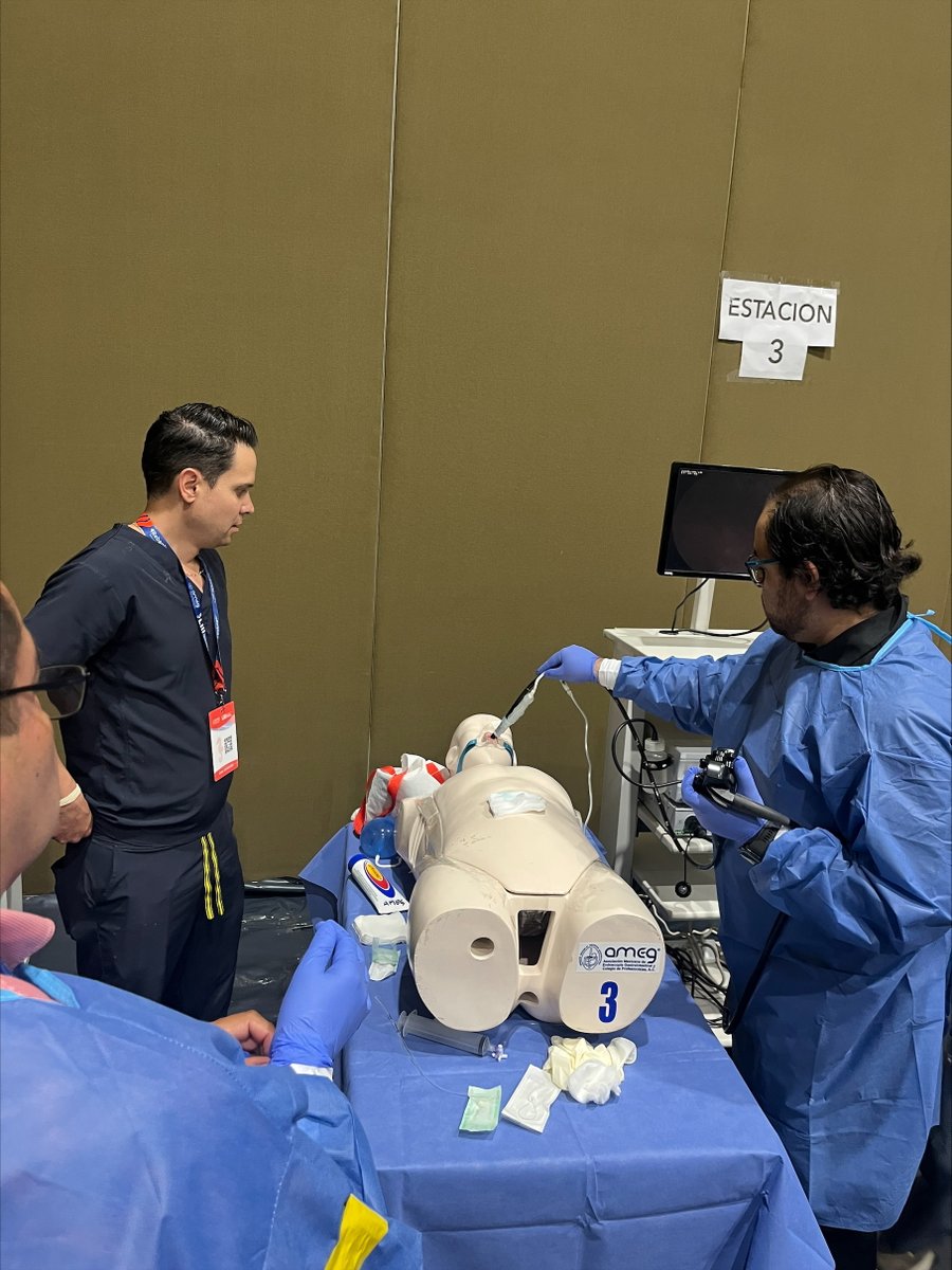 Spatz3Balloon's tweet image. 🇲🇽 Last month, our Director of Regional Sales, Joseph Tabakin, joined the AMEG Conference in Puerto Vallarta with our partners Biomedics. Great to connect with physicians across Mexico and share updates on the Spatz3 Adjustable Balloon. #Spatz3 #ObesityCare #Endoscopy