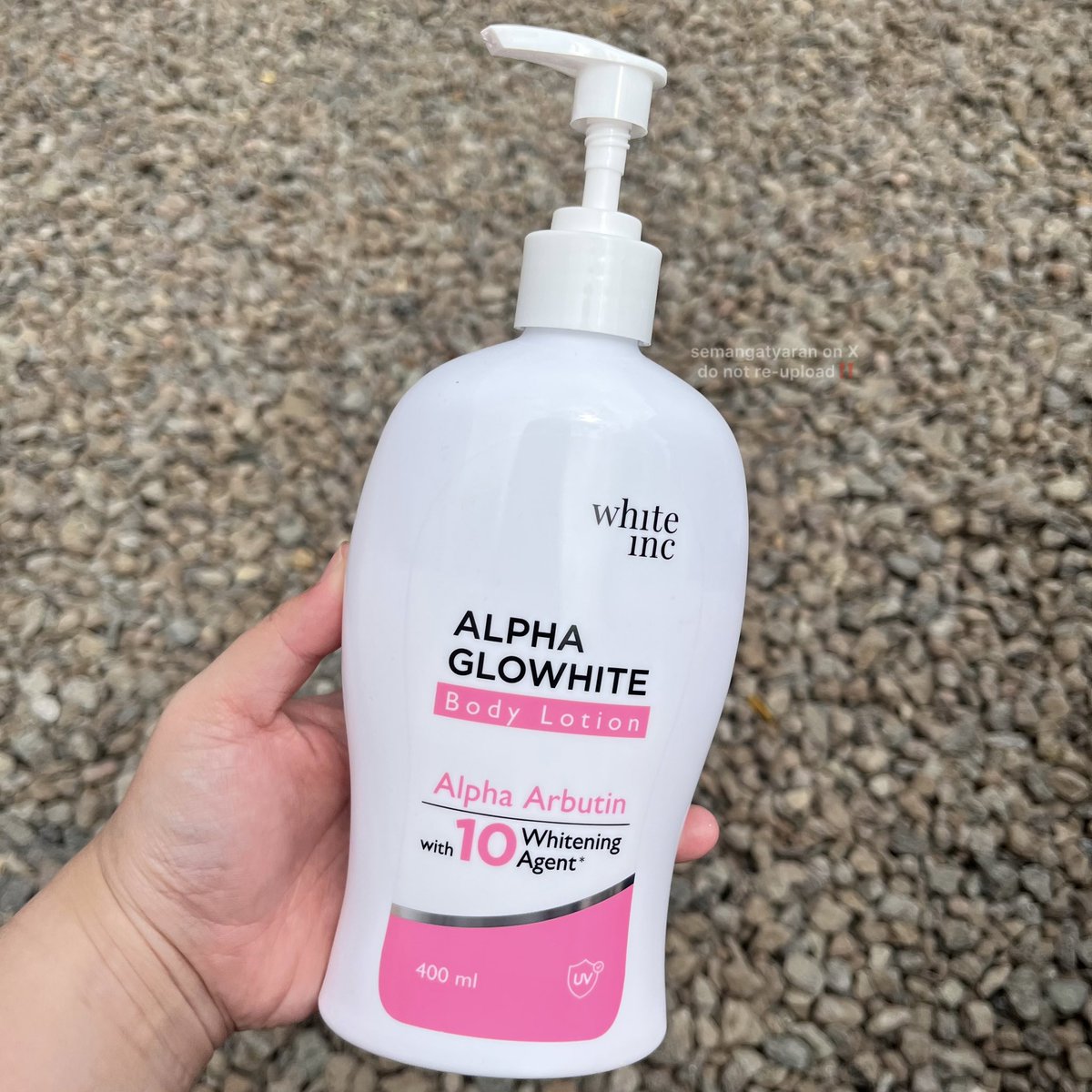 semangatyaran's tweet image. dari rambut sampai kulit, semua terawat dan wangi berkat produk lokal ini 😭🤍

TOP 4 local care favorites
hair, body, skin, and perfume edition ✨