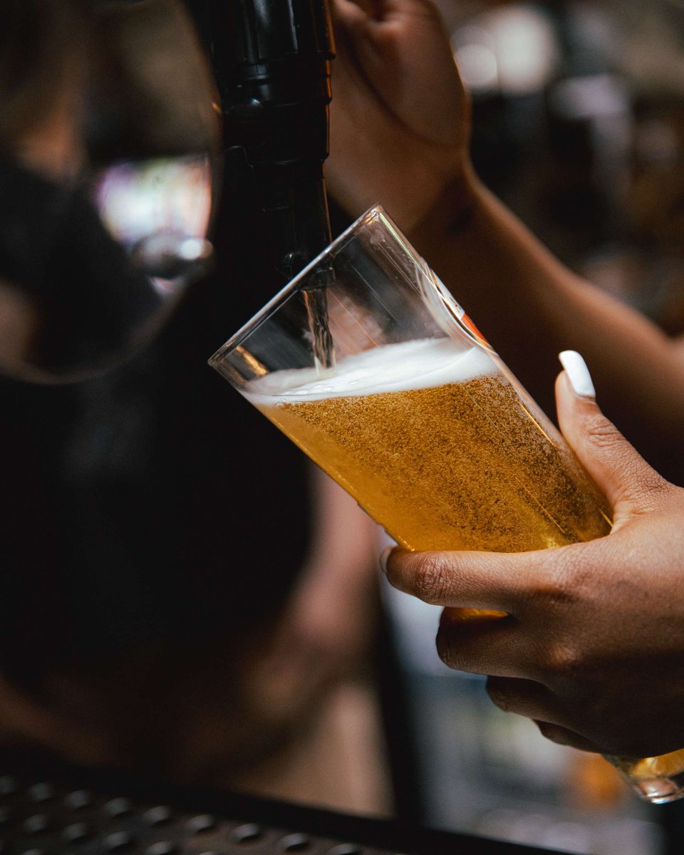 qotspub's tweet image. Stop everything ✋ Your duty now is to arrive at the Queen of the South 😌

Tues-Fri, 4pm - 6pm. £5 pints are running and so are we. 

Forget the email inbox; your therapist is now a cold beer and your appointment is mandatory. You deserve this, babes x