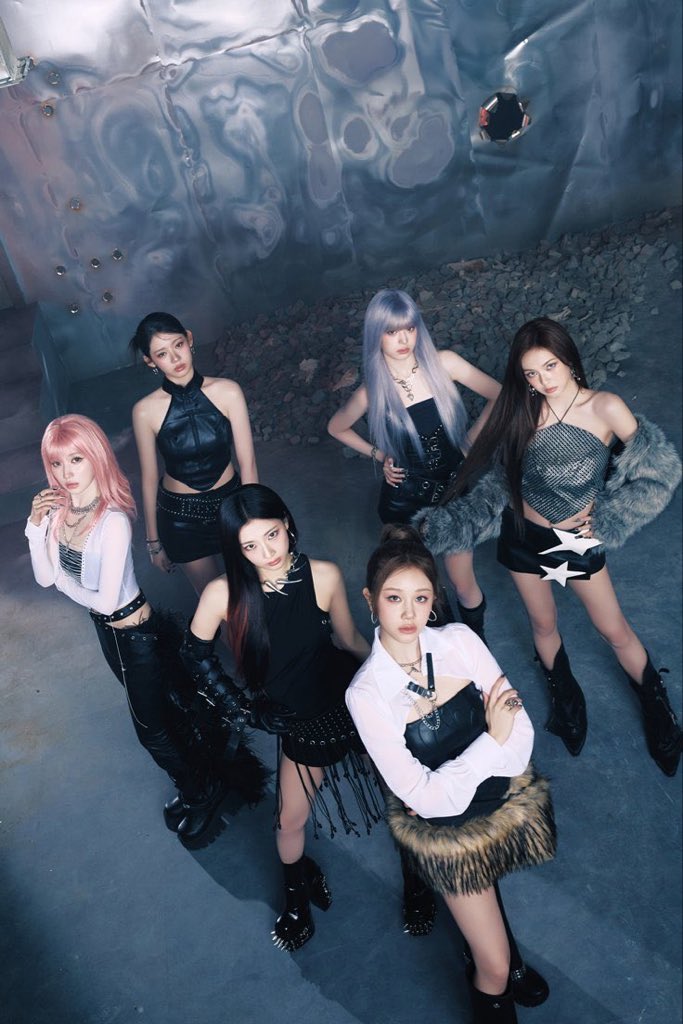 BABYMONSTERINTL's tweet image. [📢] 

#BABYMONSTER is nominated for Fans’ Choice - Female at the 2025 MAMA Awards! 🏆✨

1️⃣ RT = 1 VOTE
1️⃣ REPLY = 1 VOTE

Please tweet: 

I vote #BABYMONSTER for Fans’ Choice - Female Award #2025MAMAVOTE