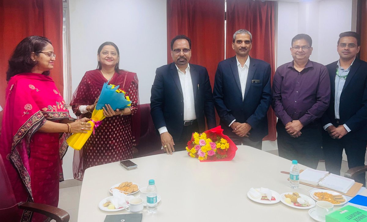 AVFCCL_ASSAM's tweet image. With collaboration and shared purpose steering the journey, AVFCCL continues to accelerate its mission translating vision into action and ambition into achievement.

#AVFCCL #PDIL #HURL #FertilizerIndustry #InfrastructureDevelopment #Teamwork #BuildingTheFuture #AtmanirbharAssam