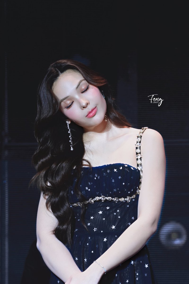 Feng_lmsy's tweet image. 🤨🤨🤨
#ลูกหมีซอนญ่า #LMSY
#SonyaSaranphat