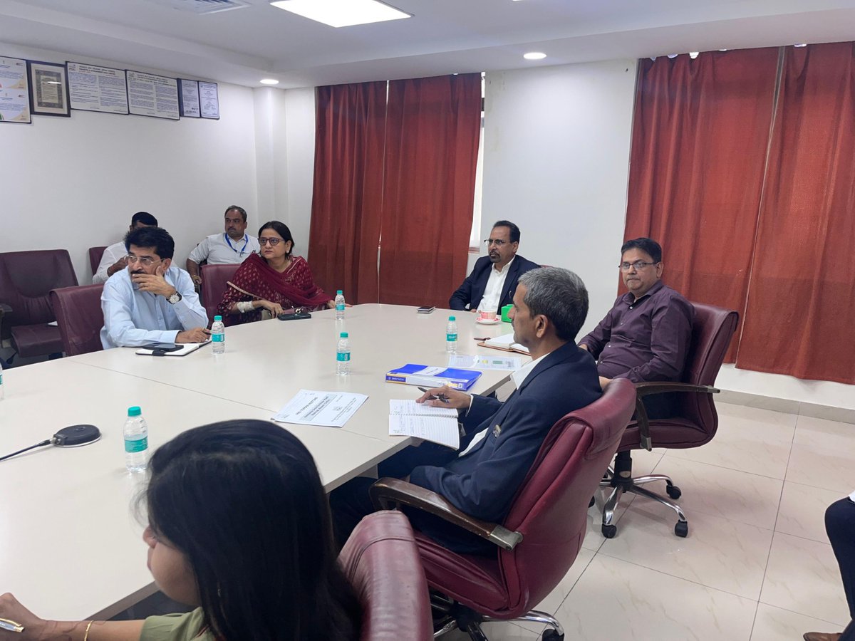 AVFCCL_ASSAM's tweet image. With collaboration and shared purpose steering the journey, AVFCCL continues to accelerate its mission translating vision into action and ambition into achievement.

#AVFCCL #PDIL #HURL #FertilizerIndustry #InfrastructureDevelopment #Teamwork #BuildingTheFuture #AtmanirbharAssam