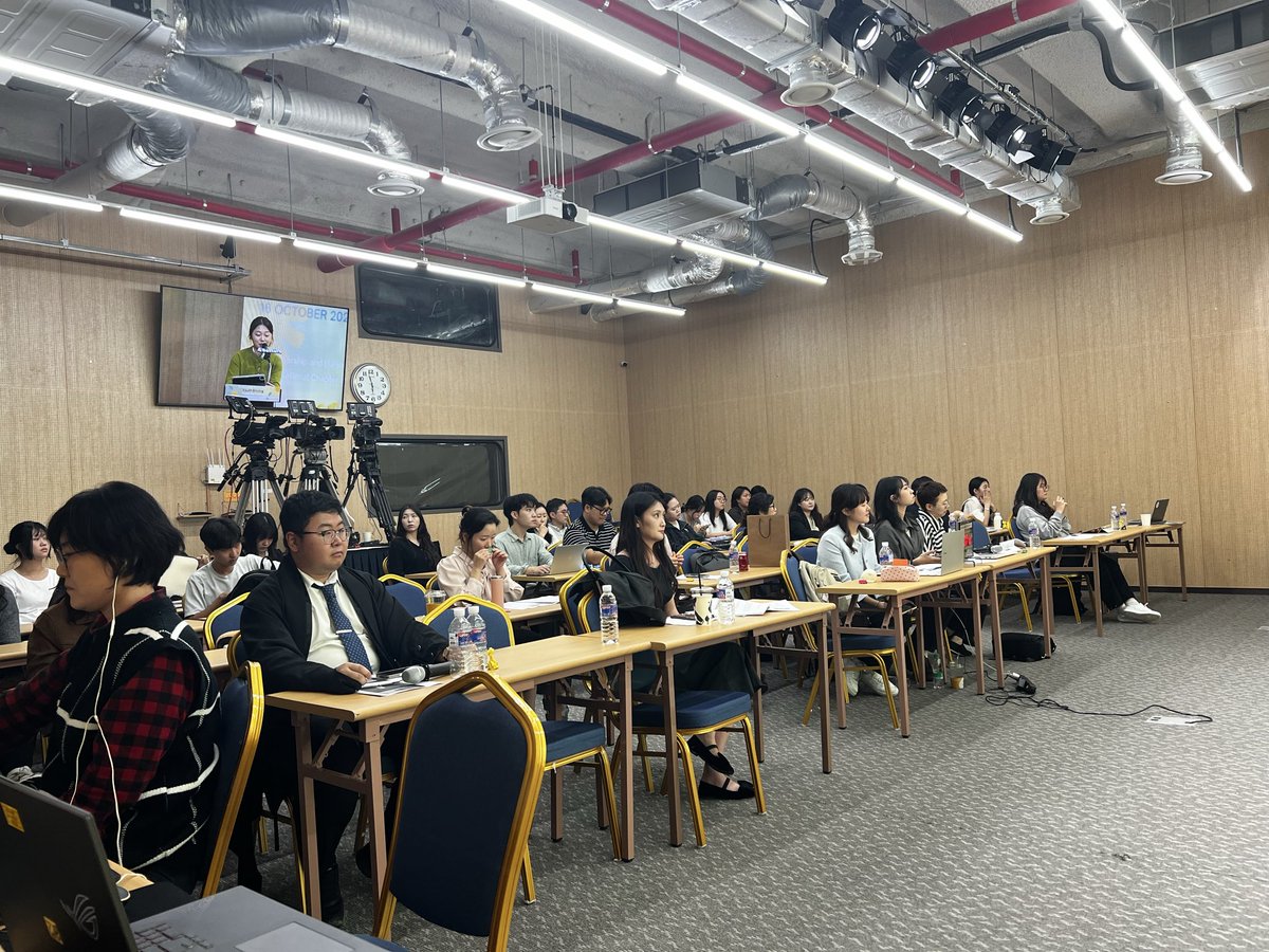 FAO in the Republic of Korea (@faorok) on Twitter photo Cultivating Tomorrow: Youth Driving Digital Agriculture
#WorldFoodForum2025 Satellite Event가 성공적으로 마무리되었습니다.
현장의 디지털 농업 사례를 공유하며 지속가능한 전환을 위한 대화가 이어졌습니다.
<a href="/FAOROK/">FAO in the Republic of Korea</a> & National Chapter of ROK는 청년과 함께 혁신을 계속 확산하겠습니다. Cultivating Tomorrow: Youth Driving Digital Agriculture
#WorldFoodForum2025 Satellite Event가 성공적으로 마무리되었습니다.
현장의 디지털 농업 사례를 공유하며 지속가능한 전환을 위한 대화가 이어졌습니다.
<a href="/FAOROK/">FAO in the Republic of Korea</a> & National Chapter of ROK는 청년과 함께 혁신을 계속 확산하겠습니다.