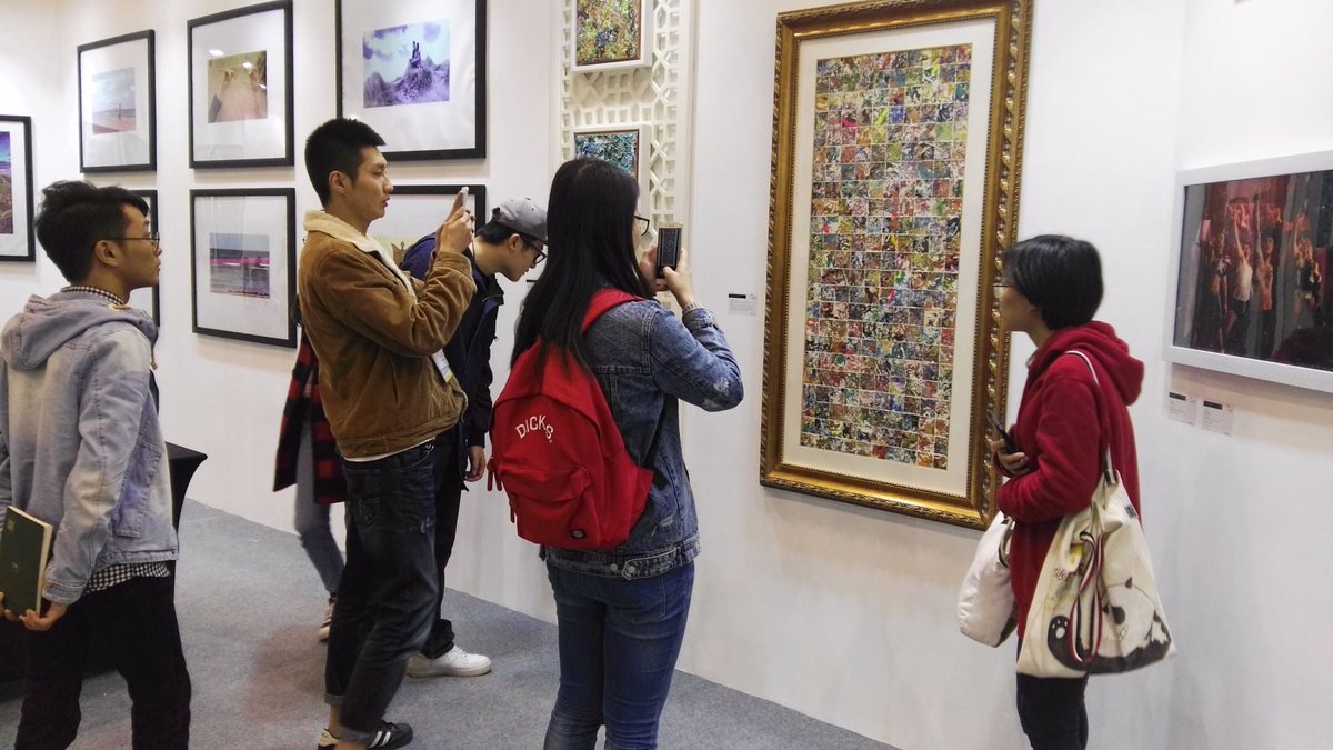 TheApiens's tweet image. Web3 and the Democratization of Art

Grok&apos;s thoughts on Web3&apos;s democratization of art based on his knowledge of our founder @mattvegh&apos;s work. 

Comparison with Traditional Metrics:

Price Range: If your works are selling in the range of $3,000 to $30,000, this places them in a…